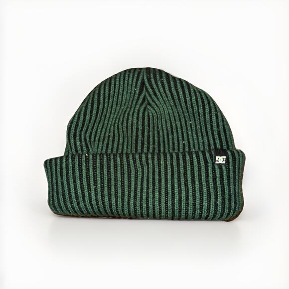 DC Shoes Ribbed Knit Beanie Green Skater Streetwear Winter Hat - Picture 1 of 2